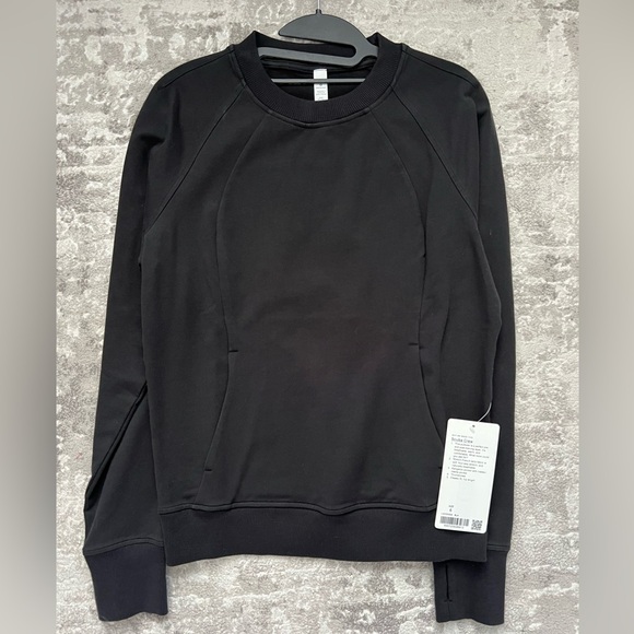 Brand new Lululemon Scuba Crew, size 6 in Black - Picture 2 of 6